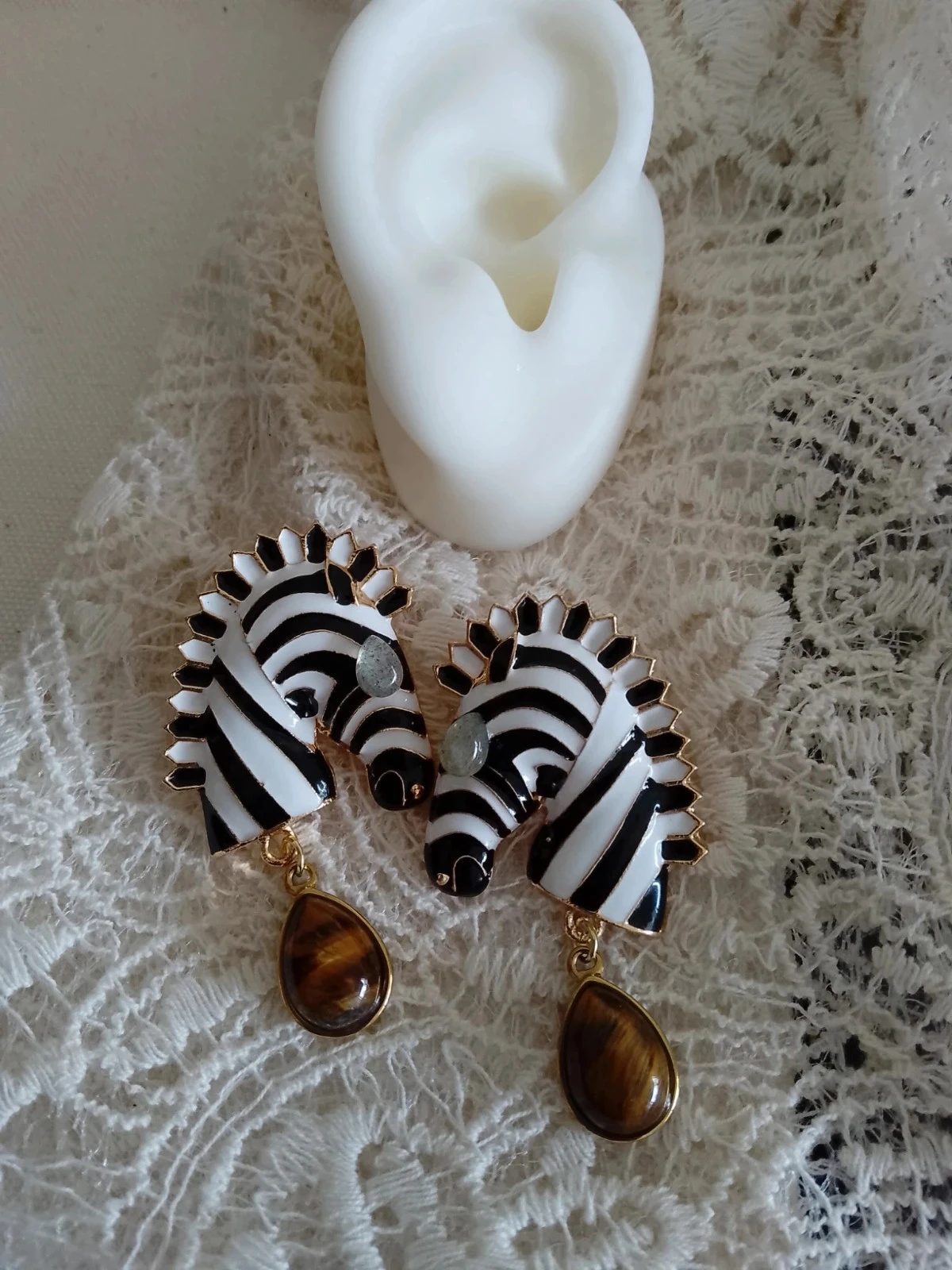 Boucles d'oreilles zèbres avec Pierres naturelles – photo 2